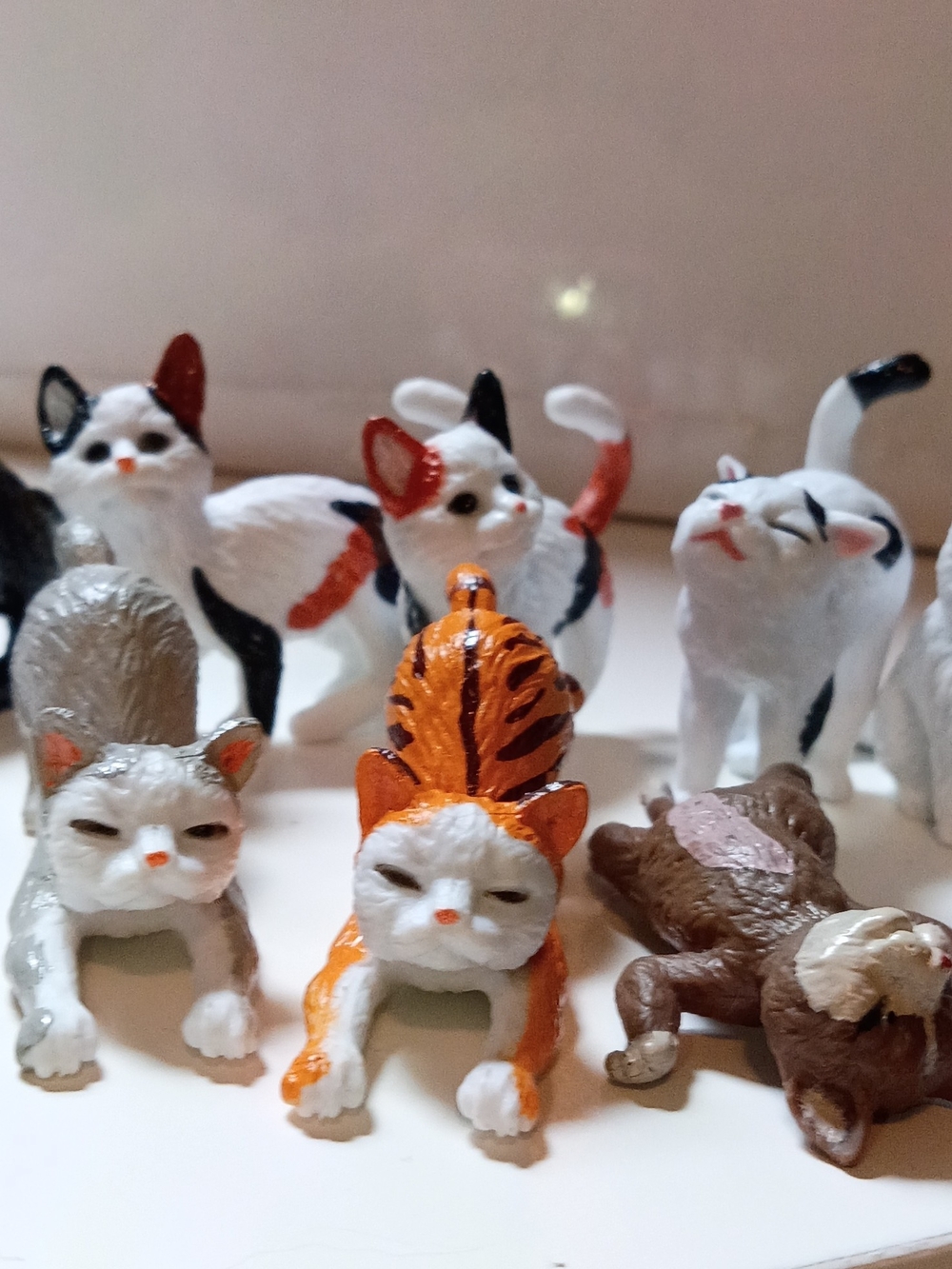 Kitty Condo  Surprise Toys